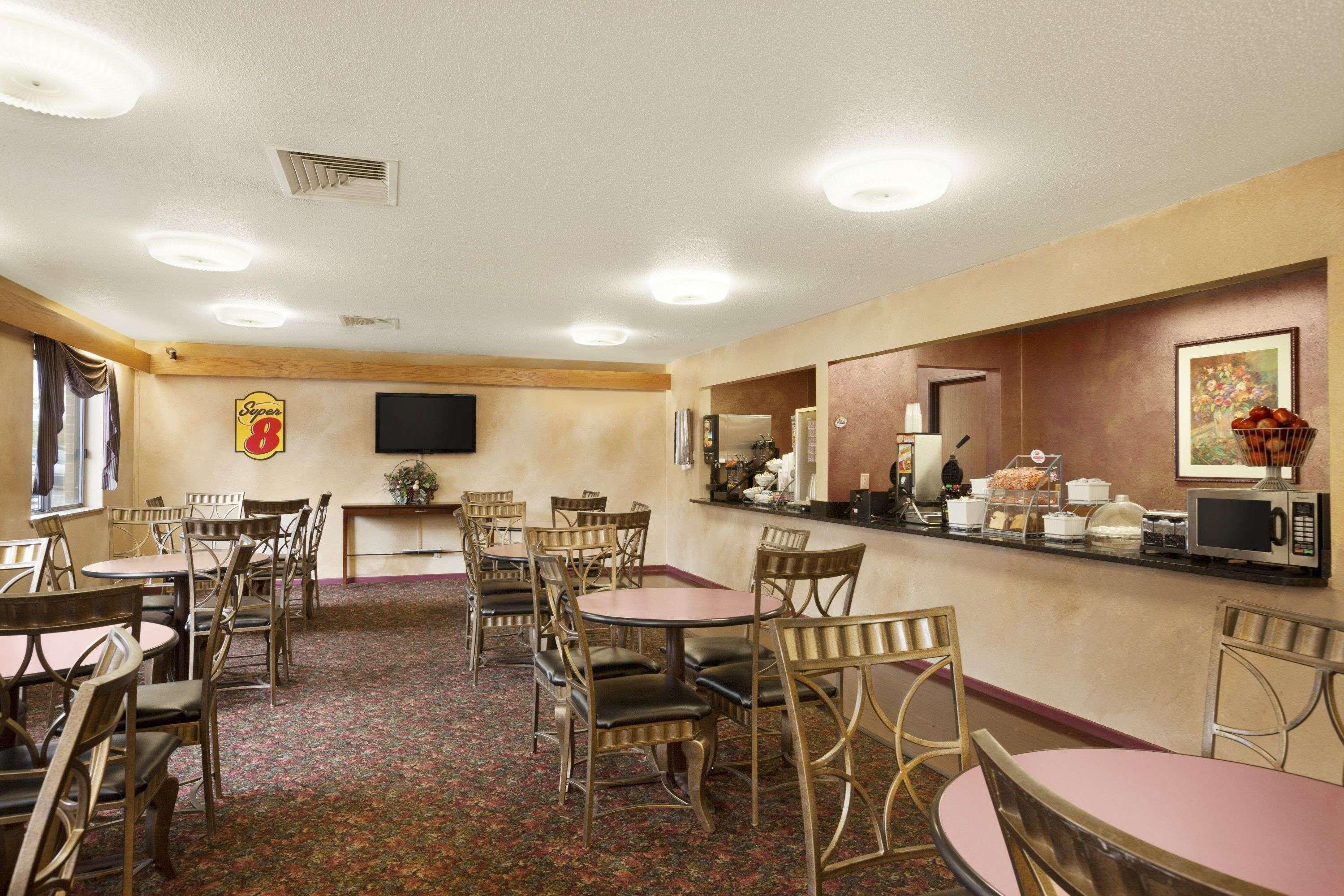 ซูเปอร์ 8 บาย วินด์แฮม มิลวอกี แอร์พอร์ต Hotel ภายนอก รูปภาพ