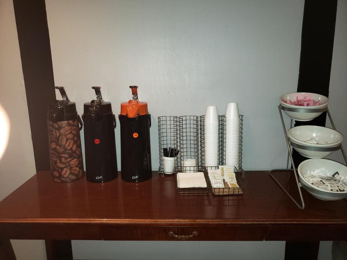 ซูเปอร์ 8 บาย วินด์แฮม มิลวอกี แอร์พอร์ต Hotel ภายนอก รูปภาพ